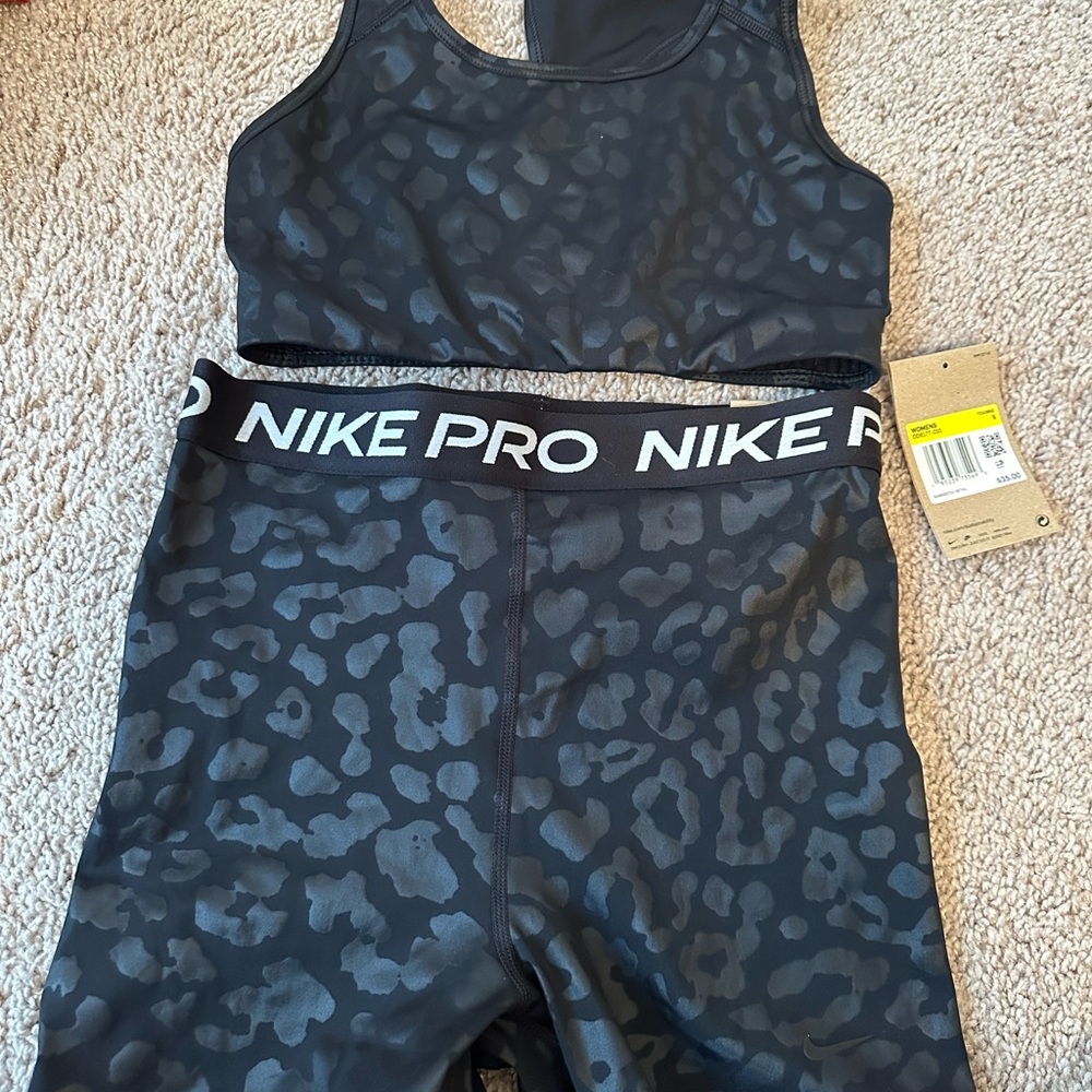 Nike Pro Black Leopard Print Sports Set
